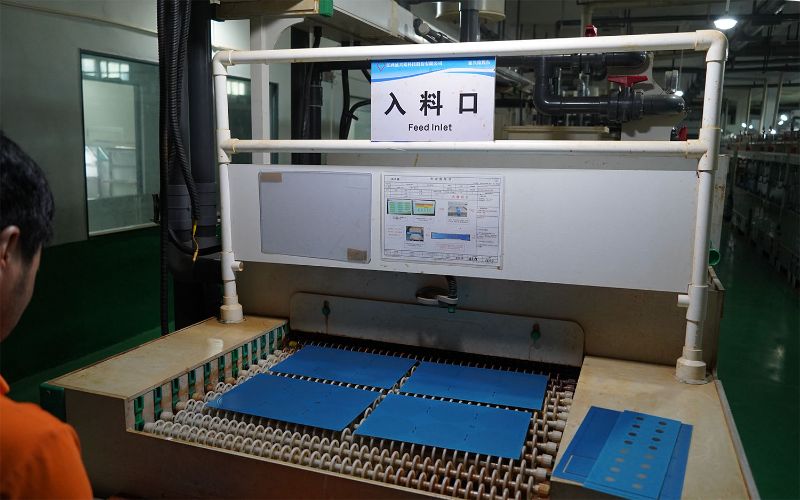 Procesul de gravare Stiinta populara: Ce este gravarea umeda?